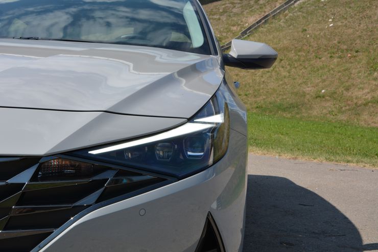 Грани спокойствия: длительный тест-драйв новой Hyundai Elantra