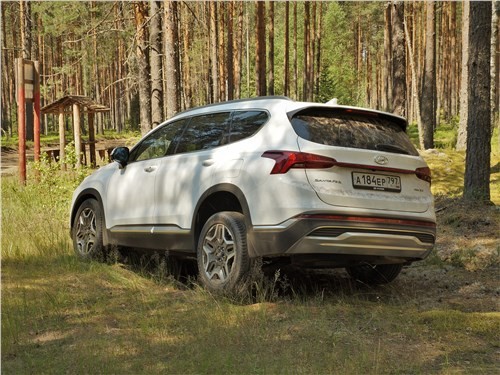 Hyundai Santa Fe - ваша семья будет ездить только на нем
