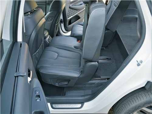 Hyundai Santa Fe - ваша семья будет ездить только на нем
