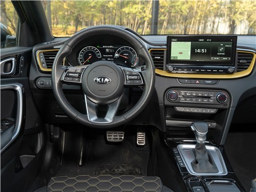 Тест-драйв KIA XCeed (поколение I) - KIA XCeed провоцирует на неожиданную откровенность