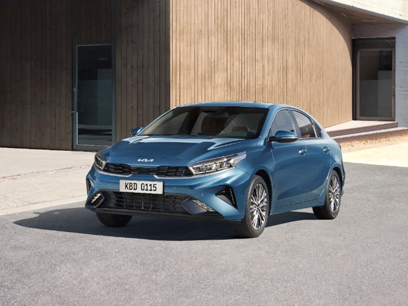 Kia запускает продажи обновленного Cerato 1 Kia запускает продажи обновленного Cerato