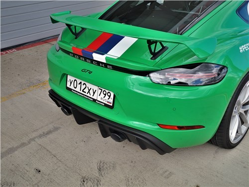 Теперь мы знаем о Porsche все!