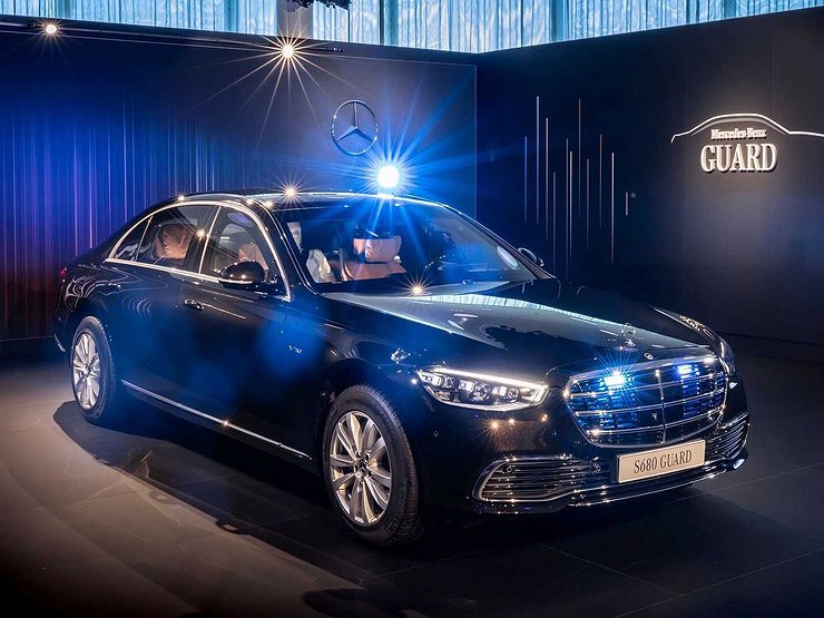 У Mercedes-Benz S-класса появилась уникальная версия за 48 000 000 рублей