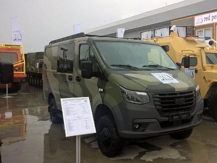 Новые «Шишига», «Соболь», «Стрела» и другие «бомбы» выставки «Армия-2021»