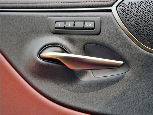 Lexus ES - взять сейчас, или подождать нового поколения?