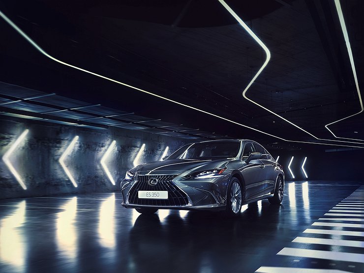 Стартовали российские продажи обновленного Lexus ES