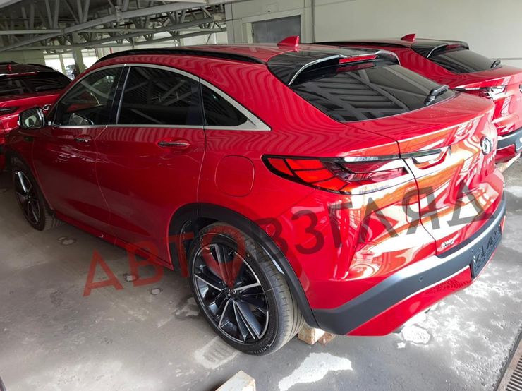 Новейший кроссовер Infiniti QX55 поступил к российским дилерам