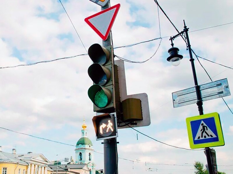 На дорогах столицы появились новые светофоры 1 На дорогах столицы появились новые светофоры