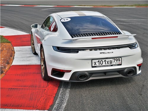 Теперь мы знаем о Porsche все!