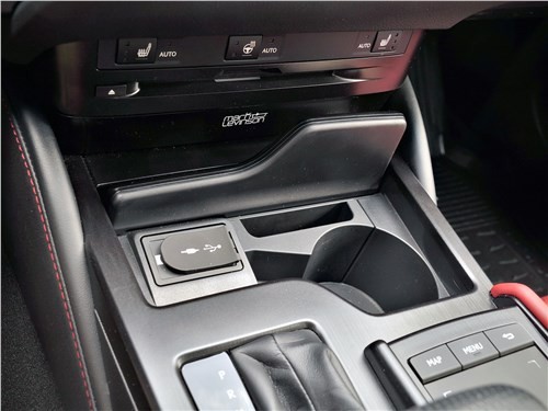 Lexus ES - взять сейчас, или подождать нового поколения?