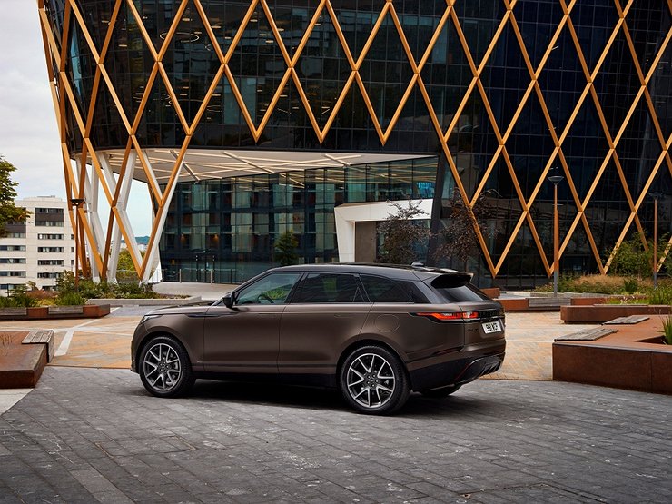 В Россию приехал обновленный Range Rover Velar 1 В Россию приехал обновленный Range Rover Velar