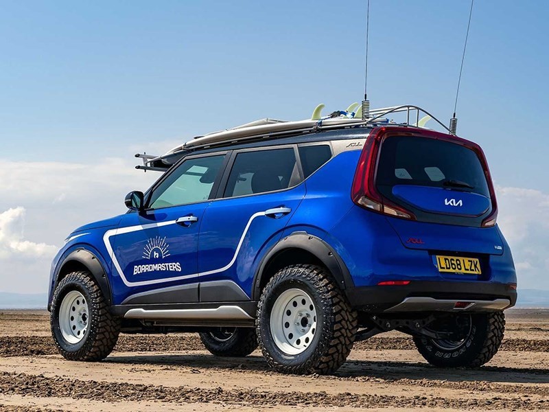 Электрический Kia Soul подготовили для пляжного отдыха