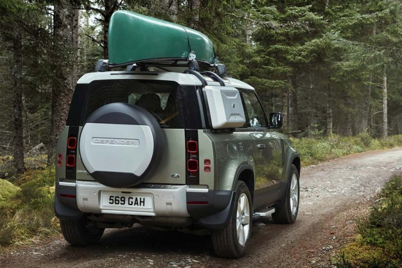 Британцы представили новый Land Rover Defender 2021