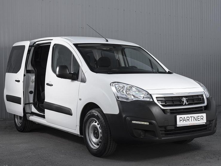 У «каблучка» Peugeot Partner появилась версия для большой семьи