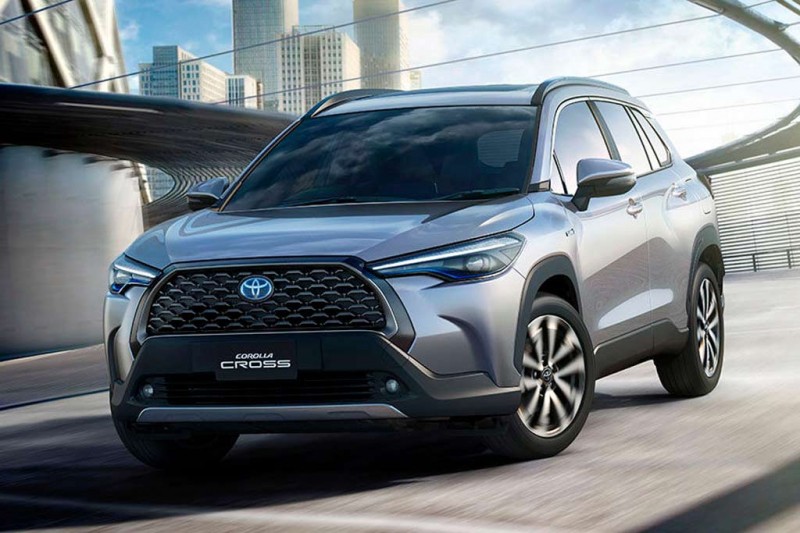 Toyota Corolla Cross: представлен новый паркетник на базе Короллы