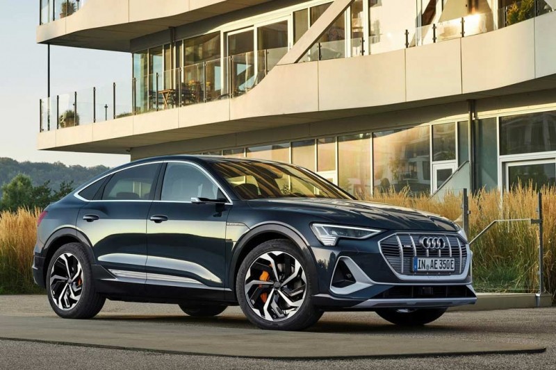 Audi e-tron Sportback: купеобразная версия электрического кроссовера