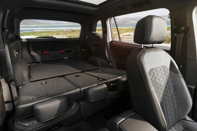 Удлиненный Volkswagen Tiguan Allspace 2021 обновили вслед за обычным Тигуаном