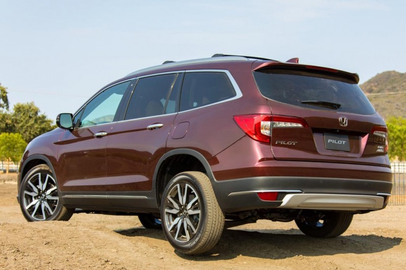 Honda Pilot 2021: фото и цена, характеристики большого кроссовера