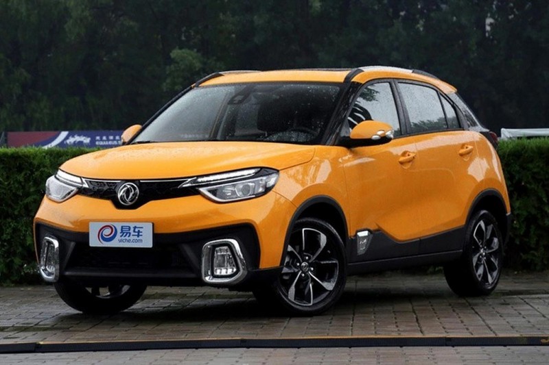 В Китае презентовали паркетник Dongfeng Fengshen AX4