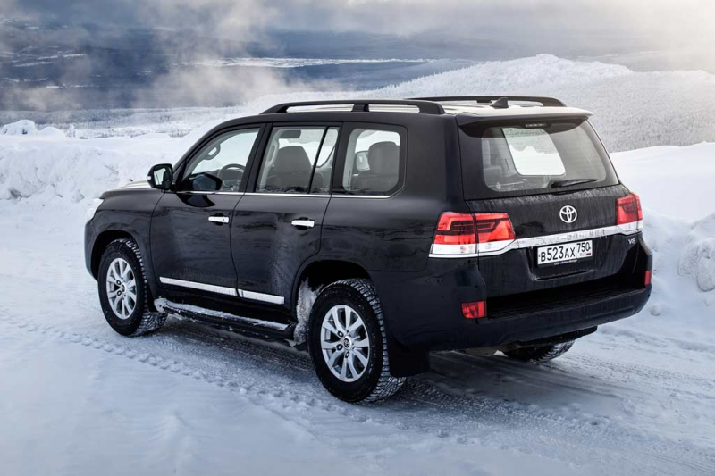 Toyota Land Cruiser 2020: фото, цена и комплектации, отзывы владельцев