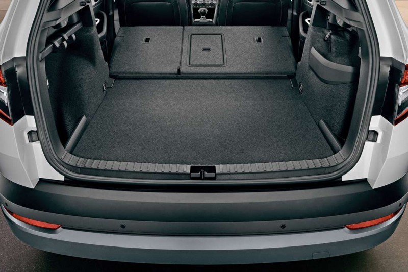 Skoda Karoq 2021: отзывы владельцев, комплектации и цены, фото в новом кузове