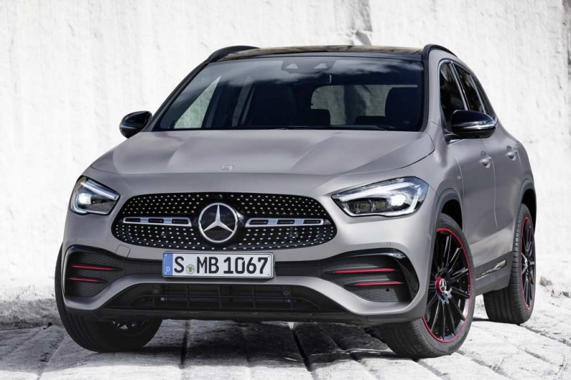Новый кроссовер Мерседес GLA 2021: представлена модель второго поколения