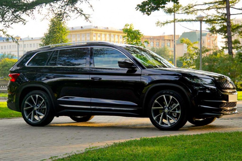 Обзор Skoda Kodiaq 2021: комплектации и цены, фото в новом кузове