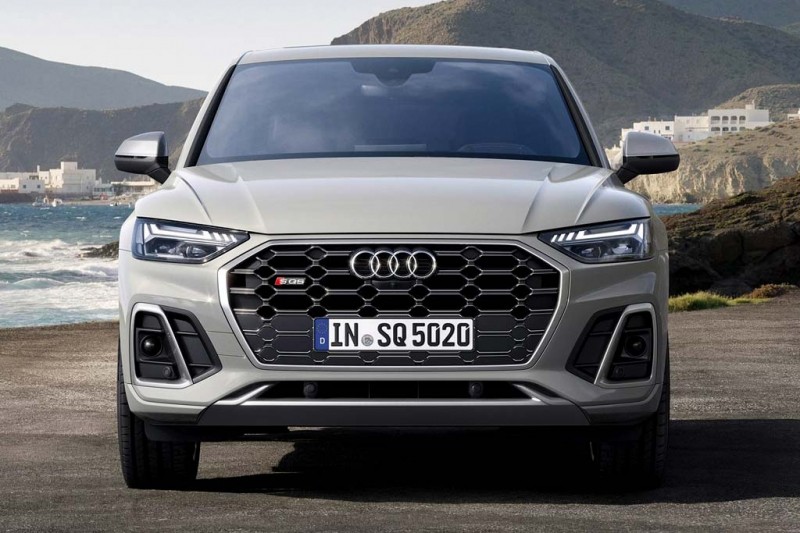 Audi SQ5 Sportback: подогретая версия купеобразного «ку-пятого» 4 Audi SQ5 Sportback: подогретая версия купеобразного «ку-пятого»