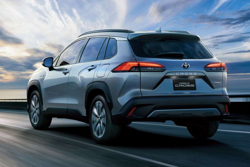 Toyota Corolla Cross: представлен новый паркетник на базе Короллы