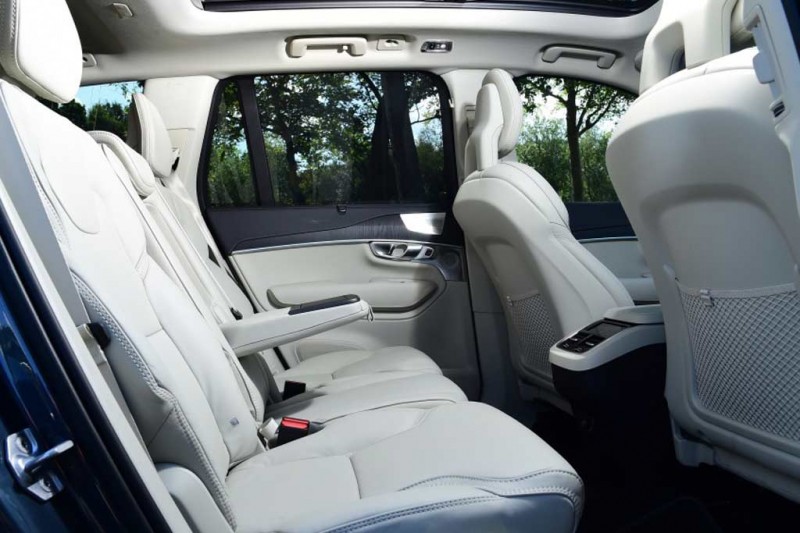 Volvo XC90 2021: комплектации и цены, фото в новом кузове, отзывы владельцев