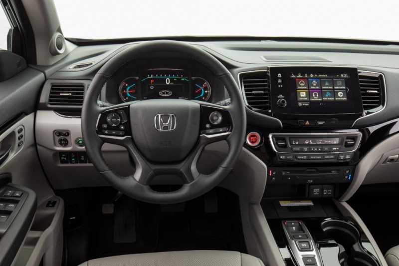 Honda Pilot 2021: фото и цена, характеристики большого кроссовера