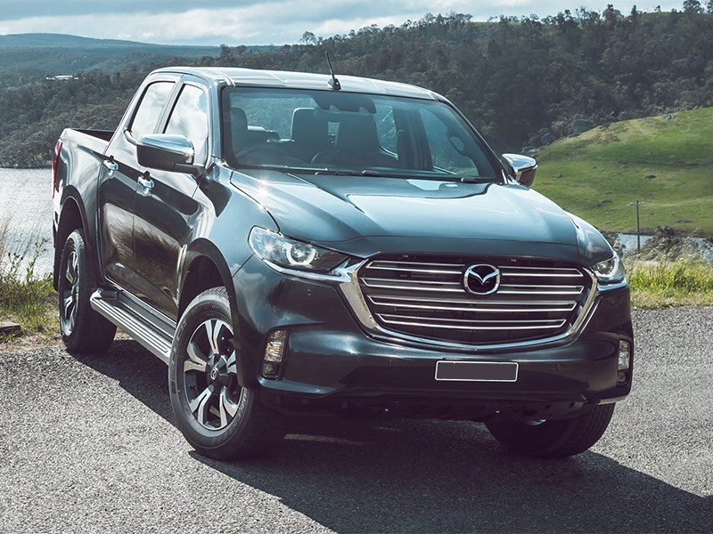 Mazda BT-50 получила новый двигатель
