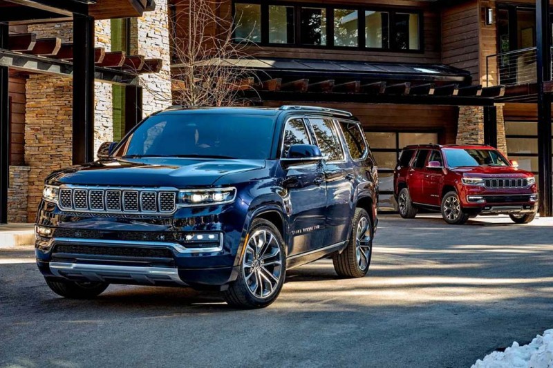 Компания Jeep возродила модель Wagoneer: теперь это люксовый внедорожник