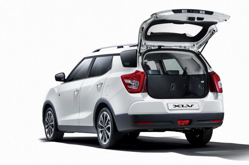 Удлиненный кроссовер SsangYong Tivoli XLV