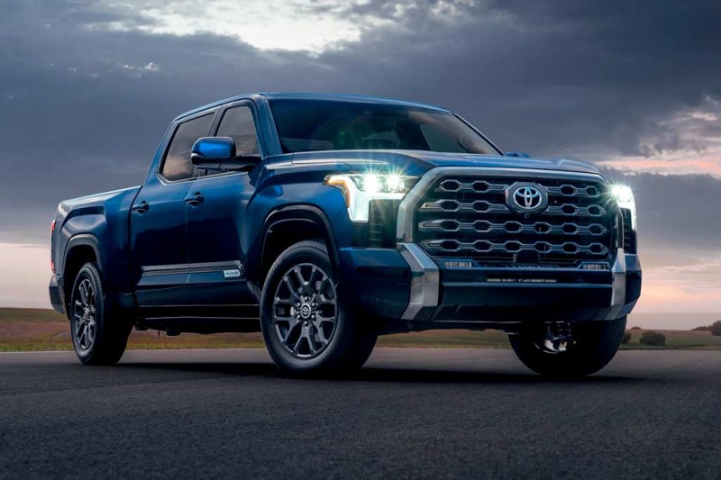 Японцы презентовали Toyota Tundra 2022: пикап третьего поколения