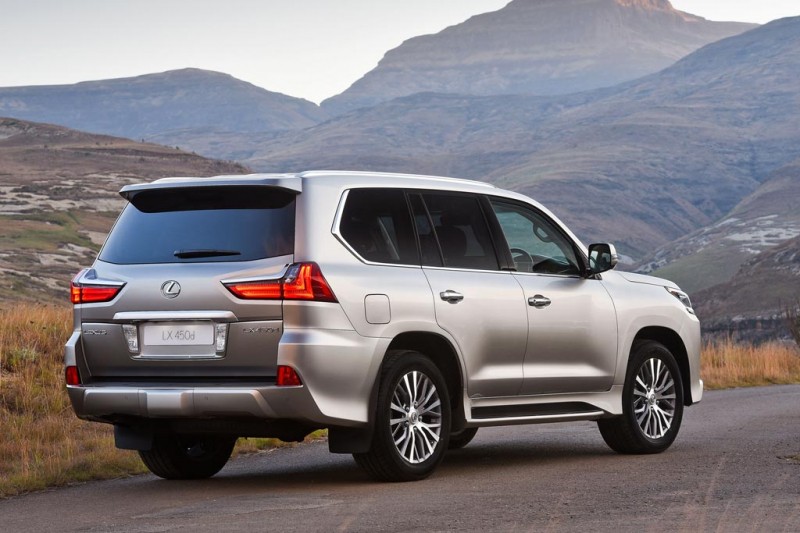 Lexus LX 450d: дизельный вариант флагманского внедорожника марки