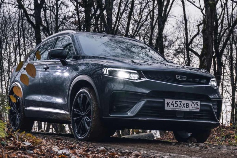 Обзор Geely Tugella 2021: купеобразный кроссовер из Поднебесной
