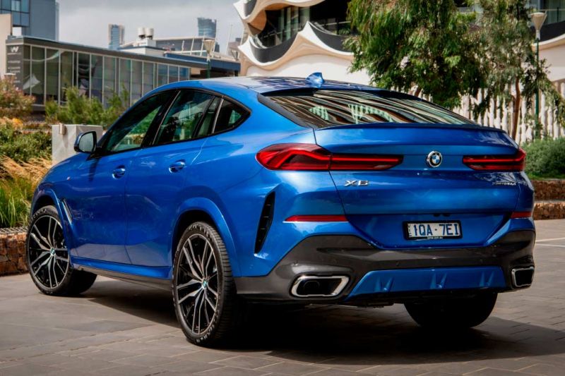 BMW X6 2021: купеобразный кроссовер в новом кузове G06