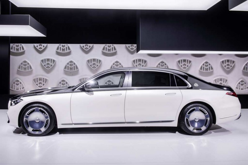 Mercedes-Maybach S-Class 2021 в новом кузове Z223: планка поднята еще выше
