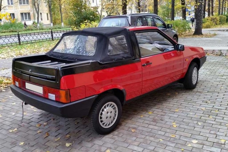 Примеры Lada Samara, которые продавали за границей: любопытные экземпляры