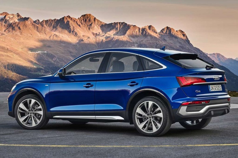 Audi Q5 Sportback: конкурент для купеобразных BMW X4 и Mercedes GLC Coupe