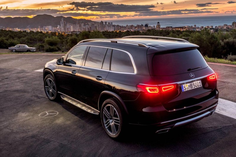 Новый Mercedes GLS 2021: внедорожный S-класс