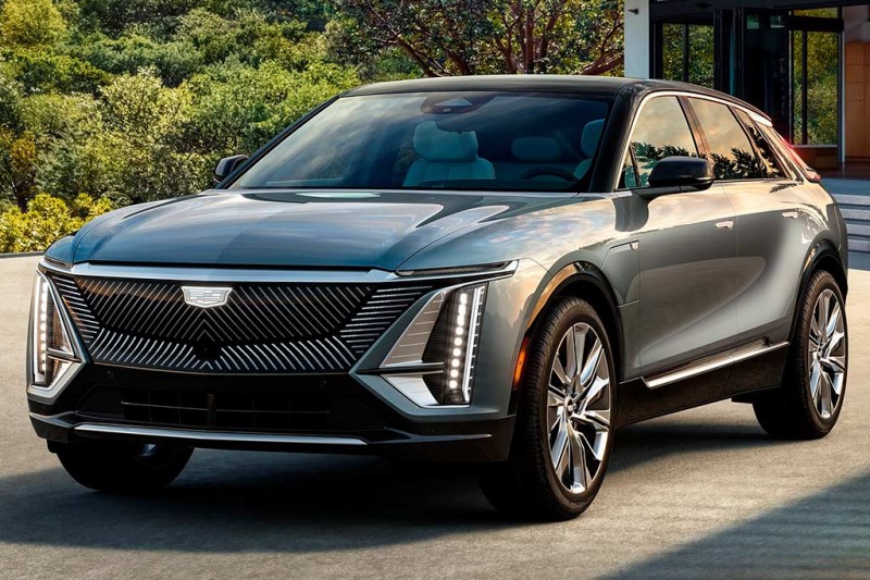 Кроссовер Cadillac Lyriq стал первым электрокаром американской марки