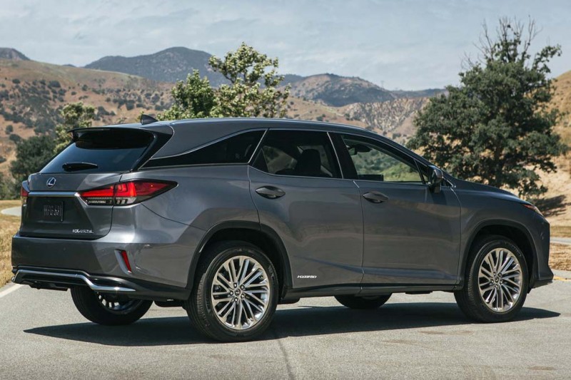 Кроссовер Lexus RX получил 7-местную версию L
