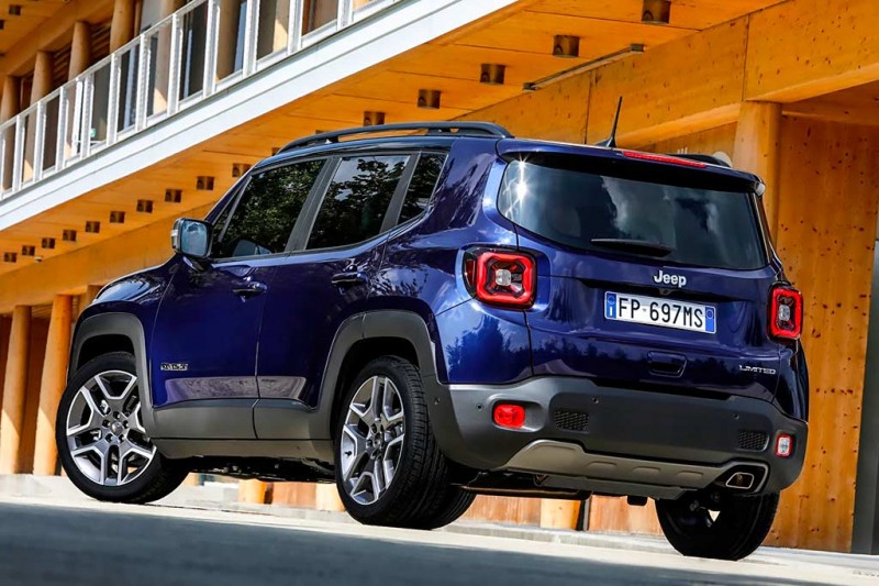 Обзор Jeep Renegade 2021: цены и фото, все минусы по отзывам владельцев