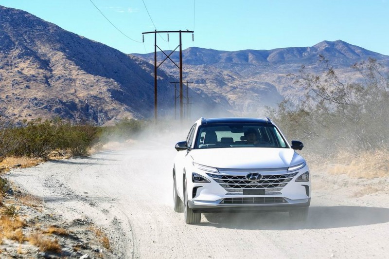 Новый водородный кроссовер Hyundai получил название NEXO