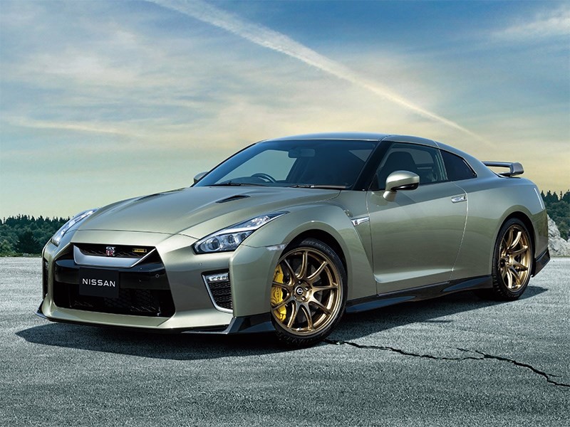 Nissan показал обновленный GT-R 1 Nissan показал обновленный GT-R