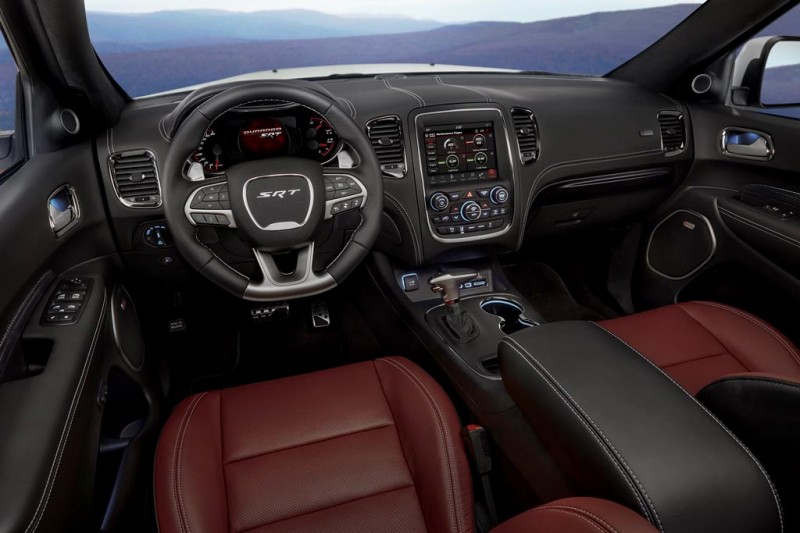 Dodge Durango получил заряженную версию SRT