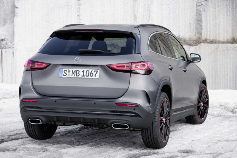 Новый кроссовер Мерседес GLA 2021: представлена модель второго поколения