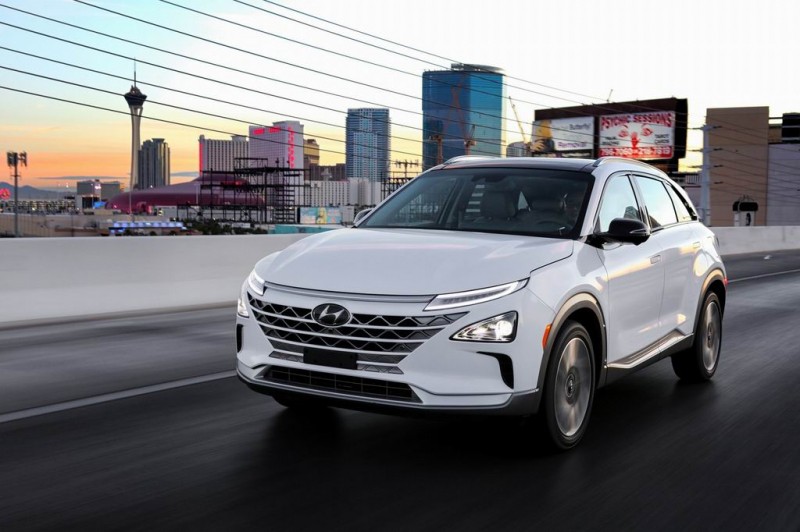 Новый водородный кроссовер Hyundai получил название NEXO